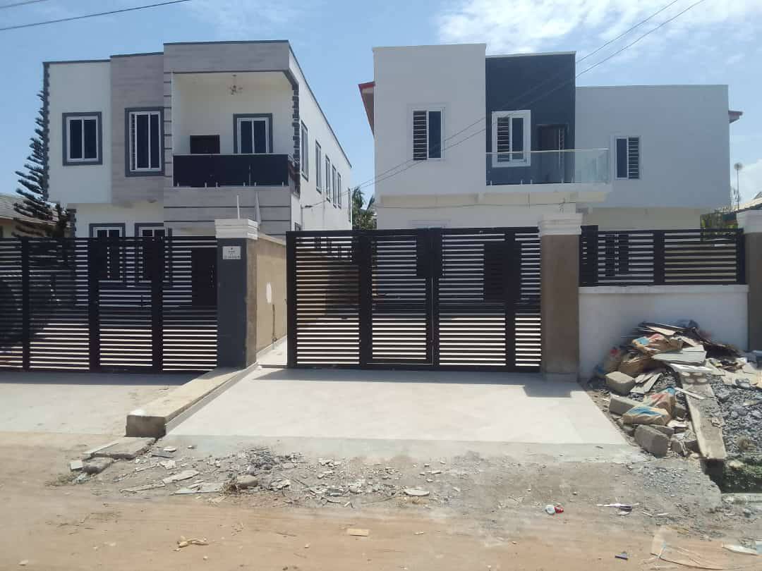 5-Bedroom Appartment